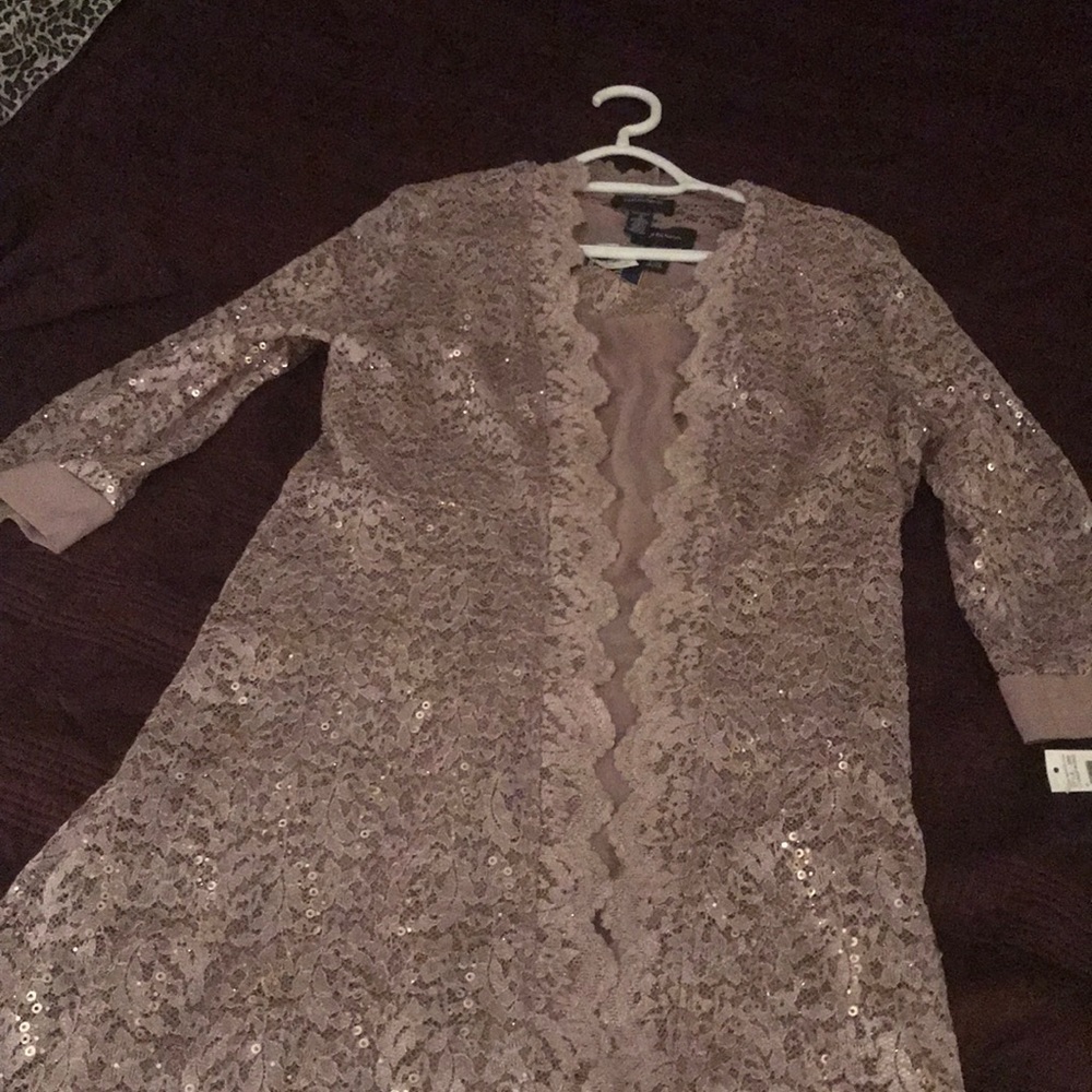 Gorgeous 2-piece Sequined Ensemble